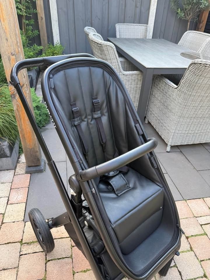 Wandelwagen/kinderwagen, Zo goed als nieuw, Combiwagen, Verstelbare duwstang, Ophalen