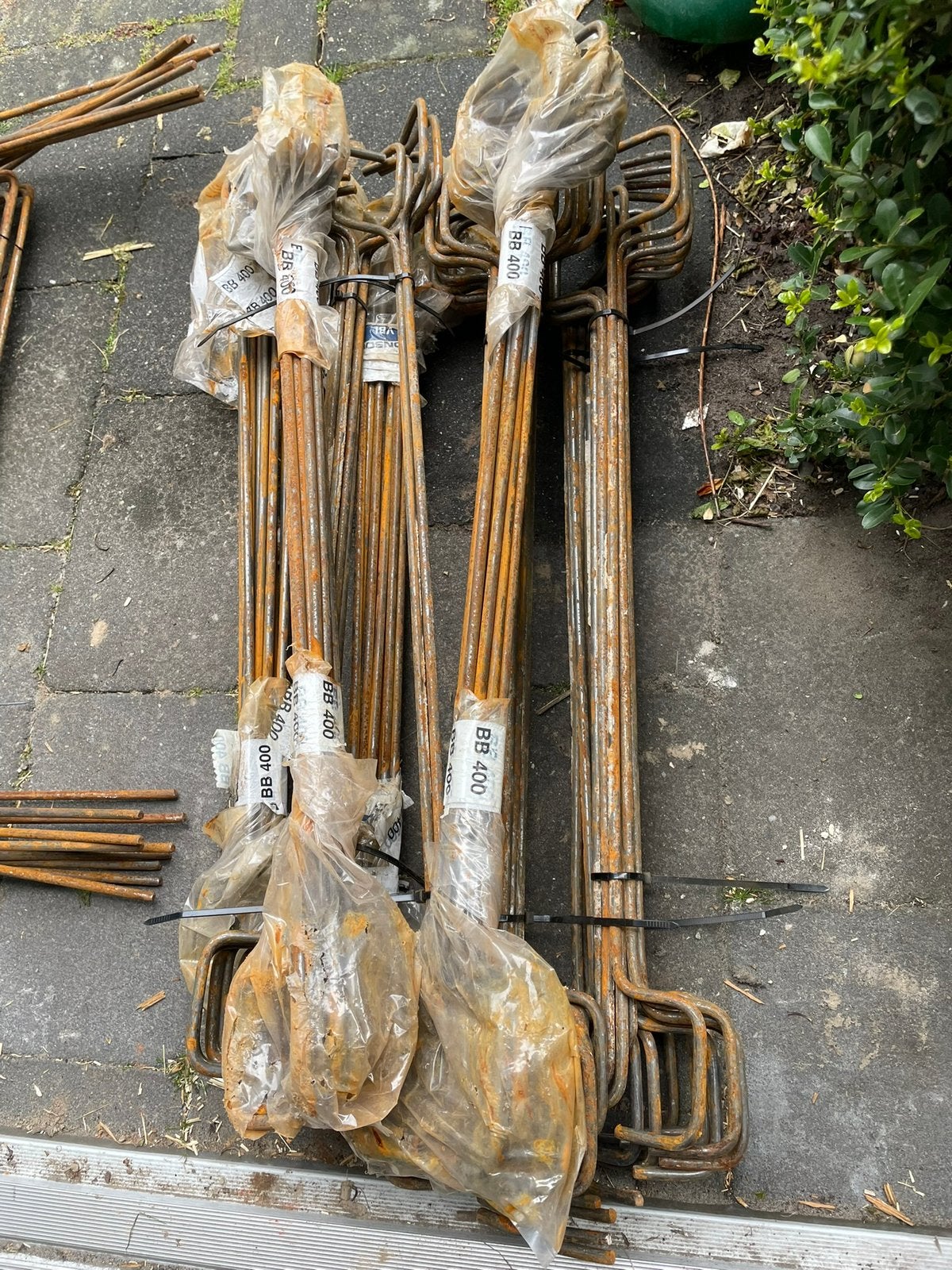 Boven en onderbeugels VBI funderingsbakken 400mm, Doe-het-zelf en Verbouw, Minder dan 4 cm, Ophalen of Verzenden, Zo goed als nieuw