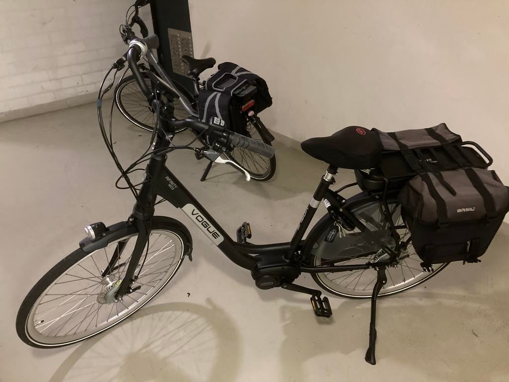 Te koop zgan electrische fiets merk Voque, Fietsen en Brommers, Zo goed als nieuw, 51 tot 55 cm, 30 tot 50 km per accu, Ophalen