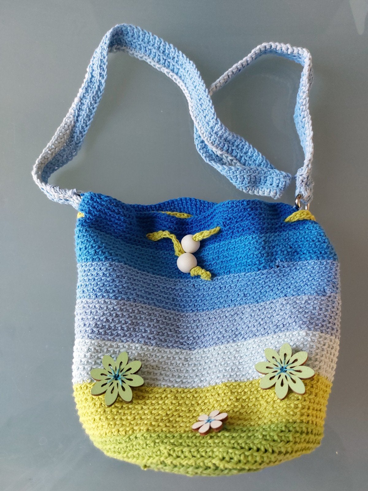 Zelfgehaakt schoudertasje/ buideltasje, Sieraden, Tassen en Uiterlijk, Tassen | Damestassen, Ophalen of Verzenden, Nieuw, Blauw