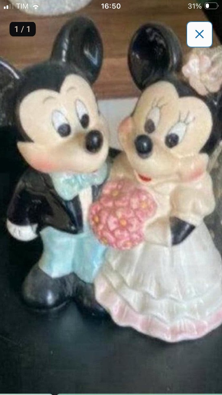 Bruidspaar mickey en minnie Disneyland, Ophalen of Verzenden, Mickey Mouse, Zo goed als nieuw, Beeldje of Figuurtje