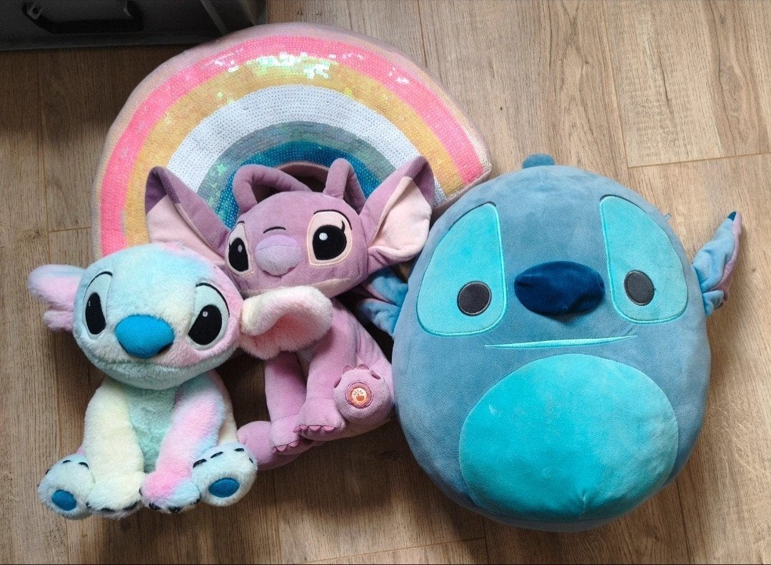 Disney Stitch en Angel Knuffels met Regenboogkussen Kussen, Ophalen, Zo goed als nieuw, Overige typen