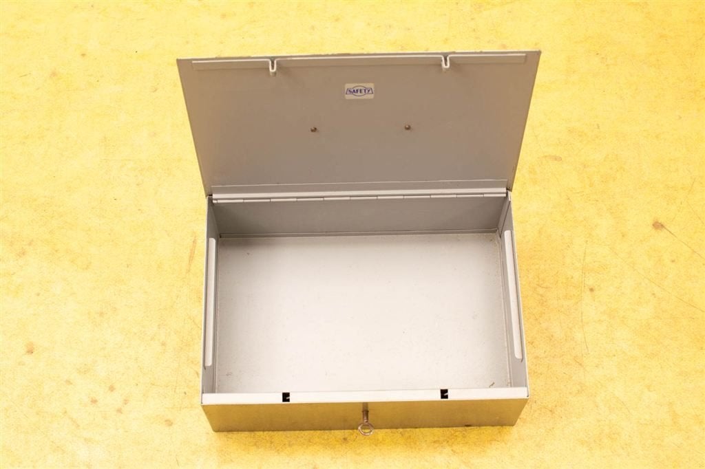 Safety metalen geldkist 38821, Minder dan 50 cm, Gebruikt, 50 tot 100 cm, Ophalen of Verzenden