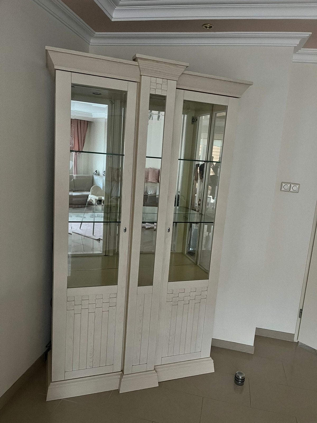 Lange kast met verlichting, spiegel en ladekast, Ophalen, 100 tot 150 cm, Zo goed als nieuw, Met lade(s)