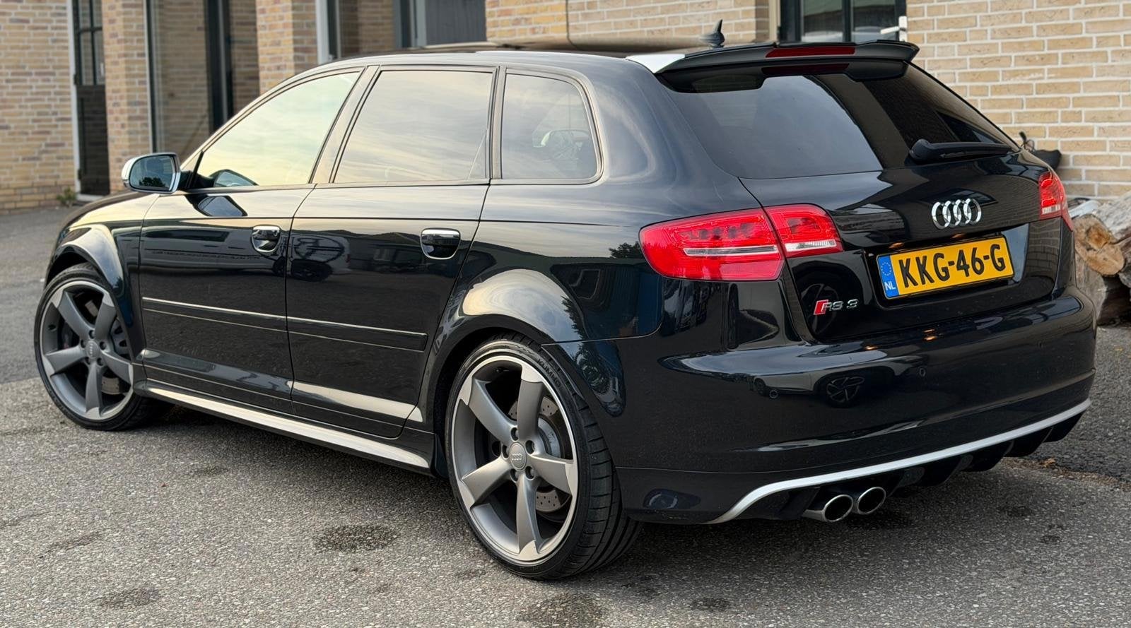 Audi A3 Sportback 2.5 T RS3 quattro | S Tronic, Auto's, Automaat, Euro 5, Gebruikt, Zwart