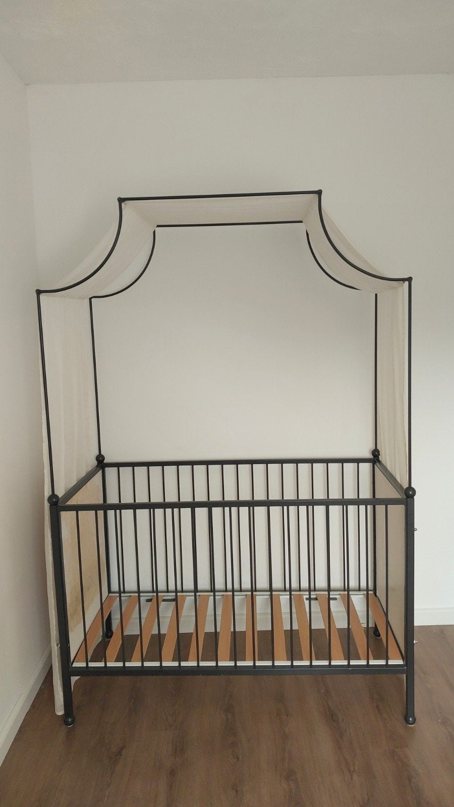 Ledikant met hemeltje, Gebruikt, Ophalen of Verzenden, Minder dan 140 cm, Matras