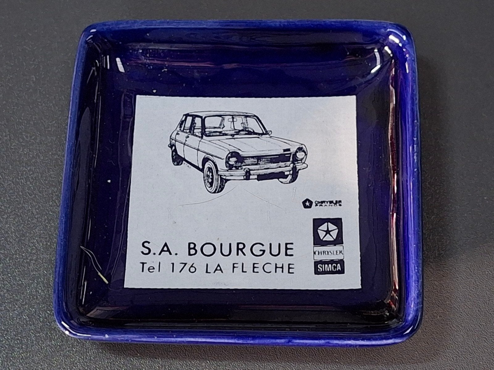 Chrysler Simca keramiek asbak / reclame, Ophalen of Verzenden, Gebruiksvoorwerp