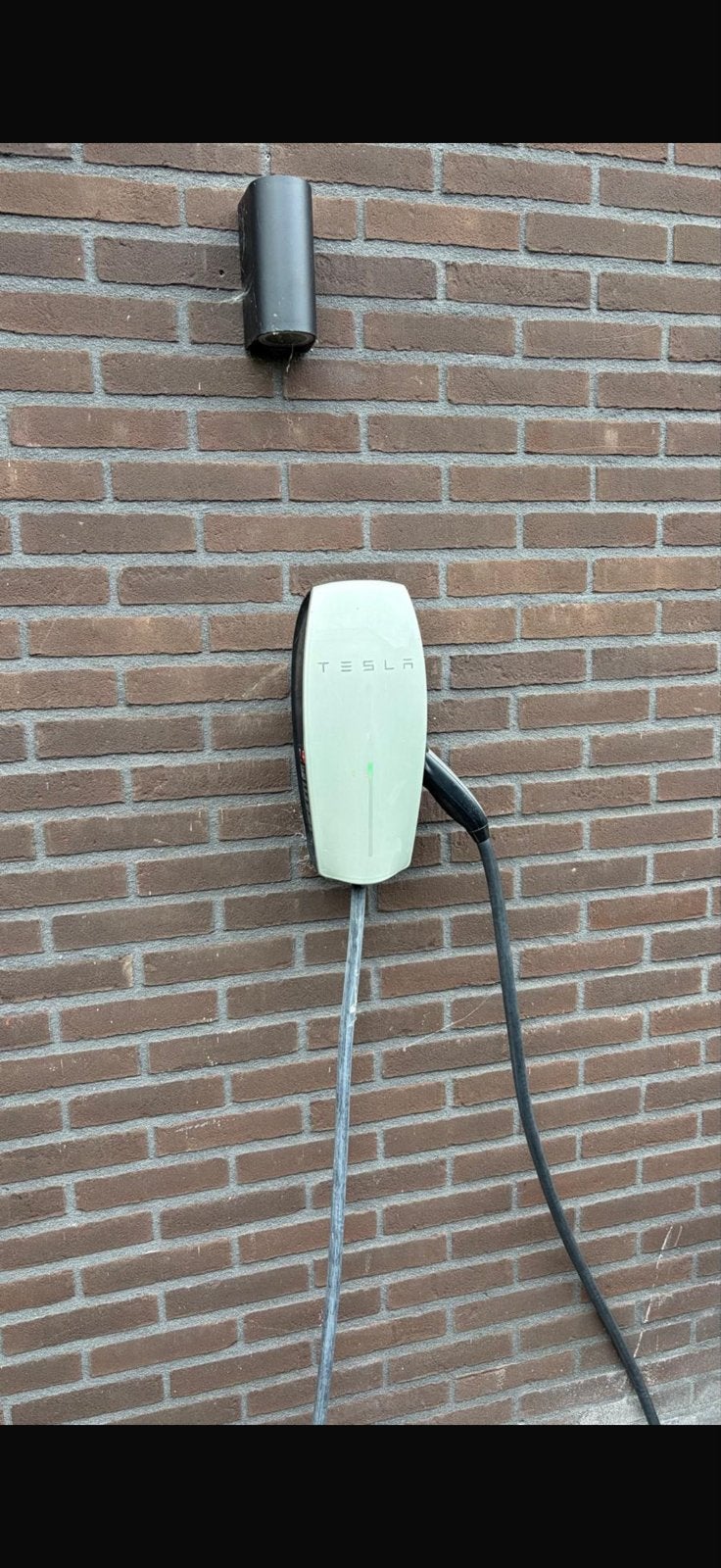 Tesla Gen 2 Wall Connector Laadpaal met 7,5 m kabel, Ophalen, Gebruikt, Laadpaal