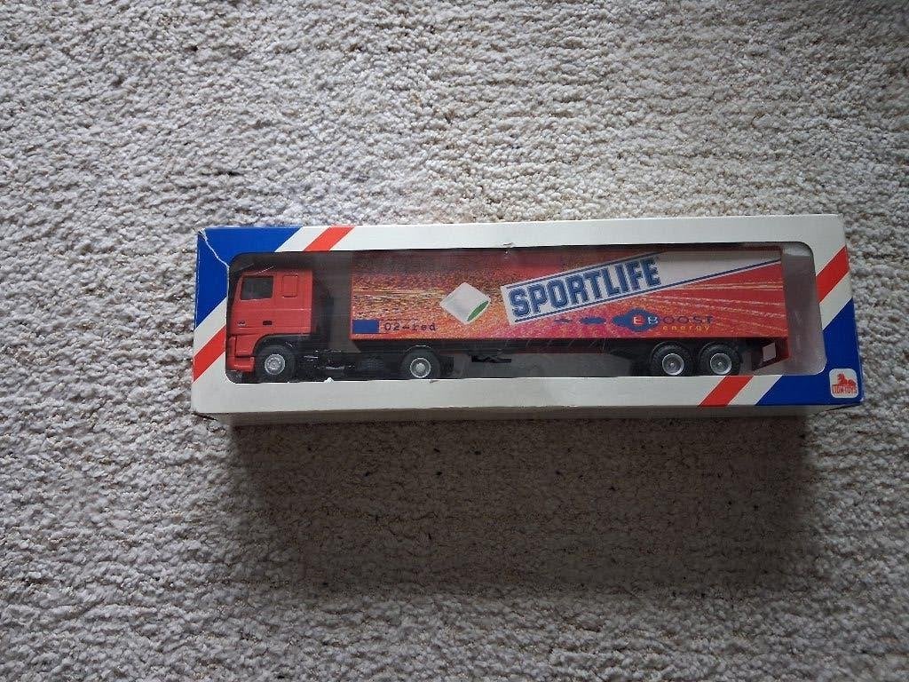 Lion toys vrachtwagen sportlife thema, Hobby en Vrije tijd, Modelbouw | Auto's en Voertuigen, 1:32 tot 1:50, Zo goed als nieuw