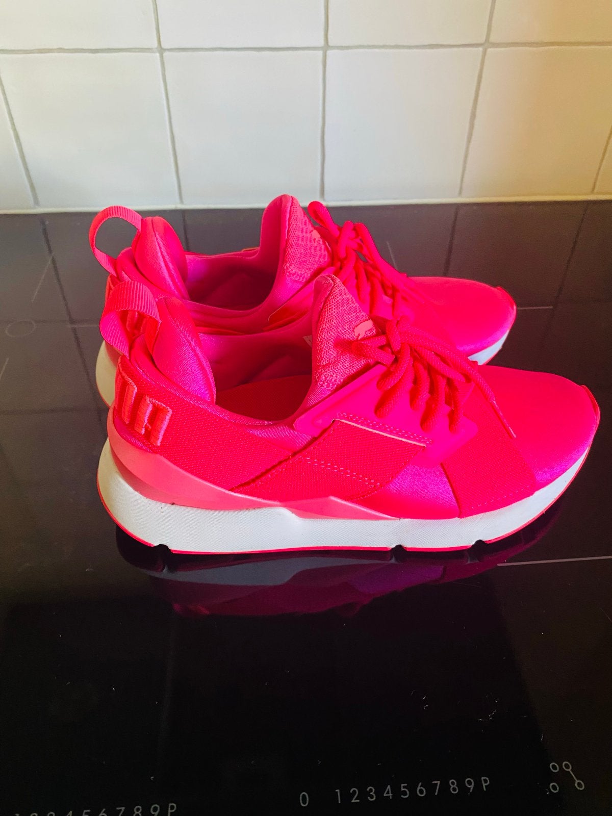 Puma Ballerina's - Felroze, Zo goed als nieuw, Roze, Ballerina's, Ophalen of Verzenden