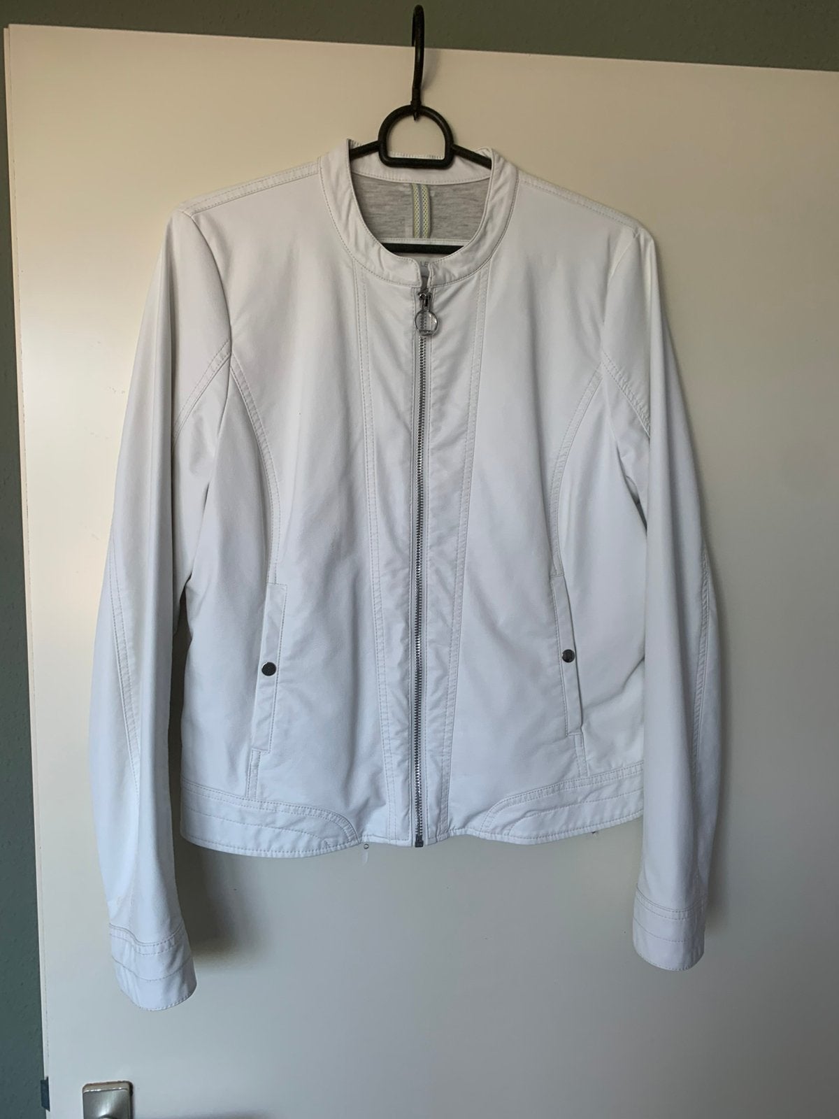 Wit leather look leren jasje, Ophalen of Verzenden, Zo goed als nieuw, Maat 38/40 (M), Wit
