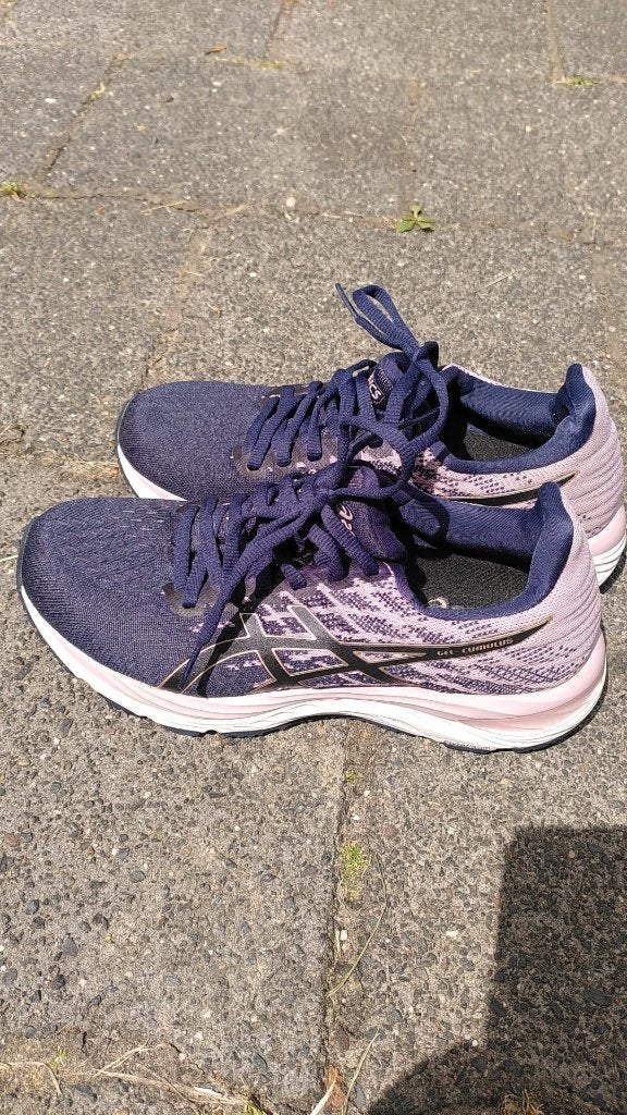 Asics gel cumulus 21 MK ws maat 39,5, Sport en Fitness, Loopsport en Atletiek, Hardloopschoenen, Ophalen of Verzenden, Zo goed als nieuw