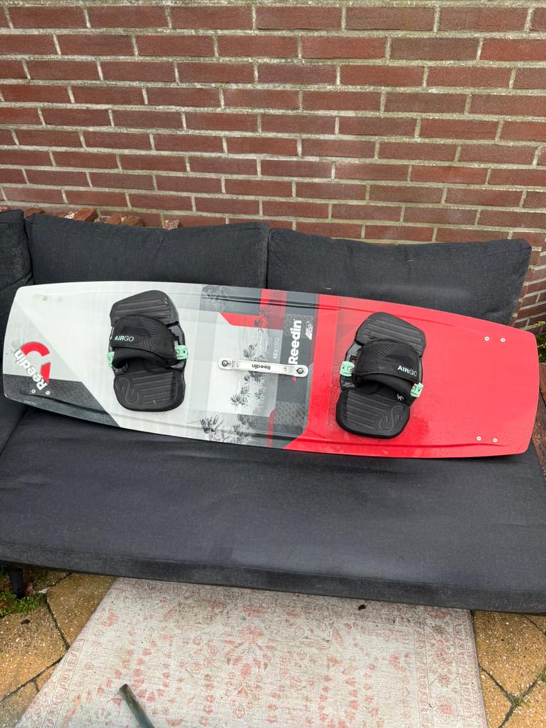 Reedin KevPro board 136x41,5, Twintip, Ophalen of Verzenden, 4 m² of minder