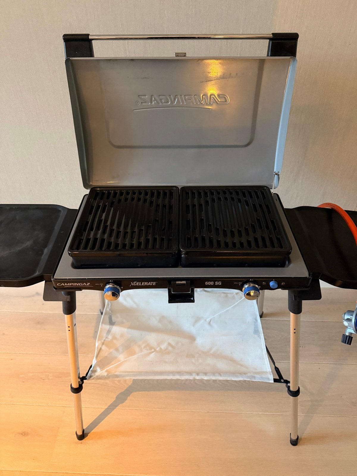 Campingaz Xcelerate 600 SG gasbarbecue met kookpit, Ophalen, Gebruikt