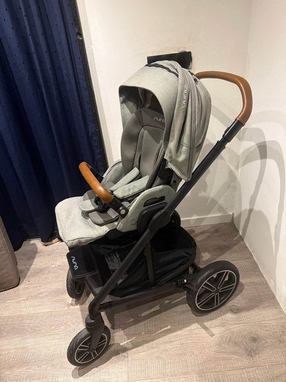 Nuna kinderwagen - Zo goed als nieuw, Zo goed als nieuw, Kinderwagen, Overige merken, Verstelbare duwstang