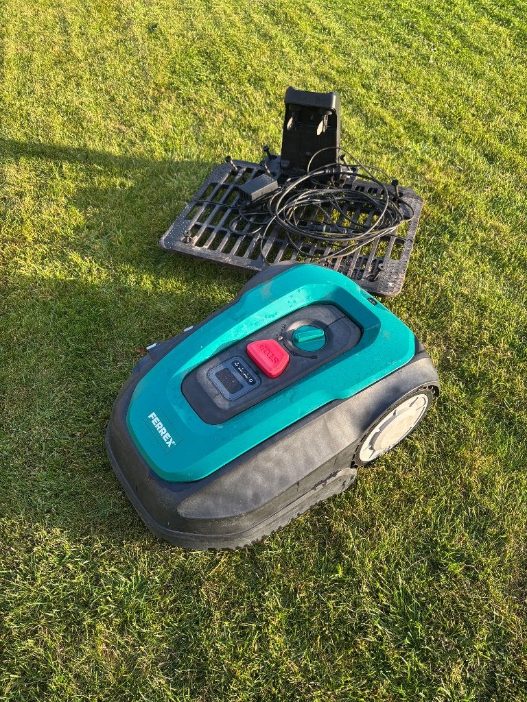 Ferrex robot maaier grasmaaier, Gebruikt, Ferrex, Bestuurbaar via app, Ophalen of Verzenden
