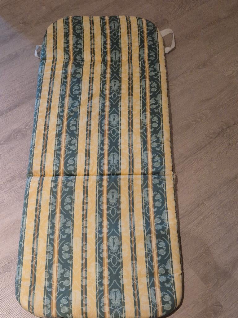 4x geel groene kussens met hoge rug, Ophalen, Gebruikt
