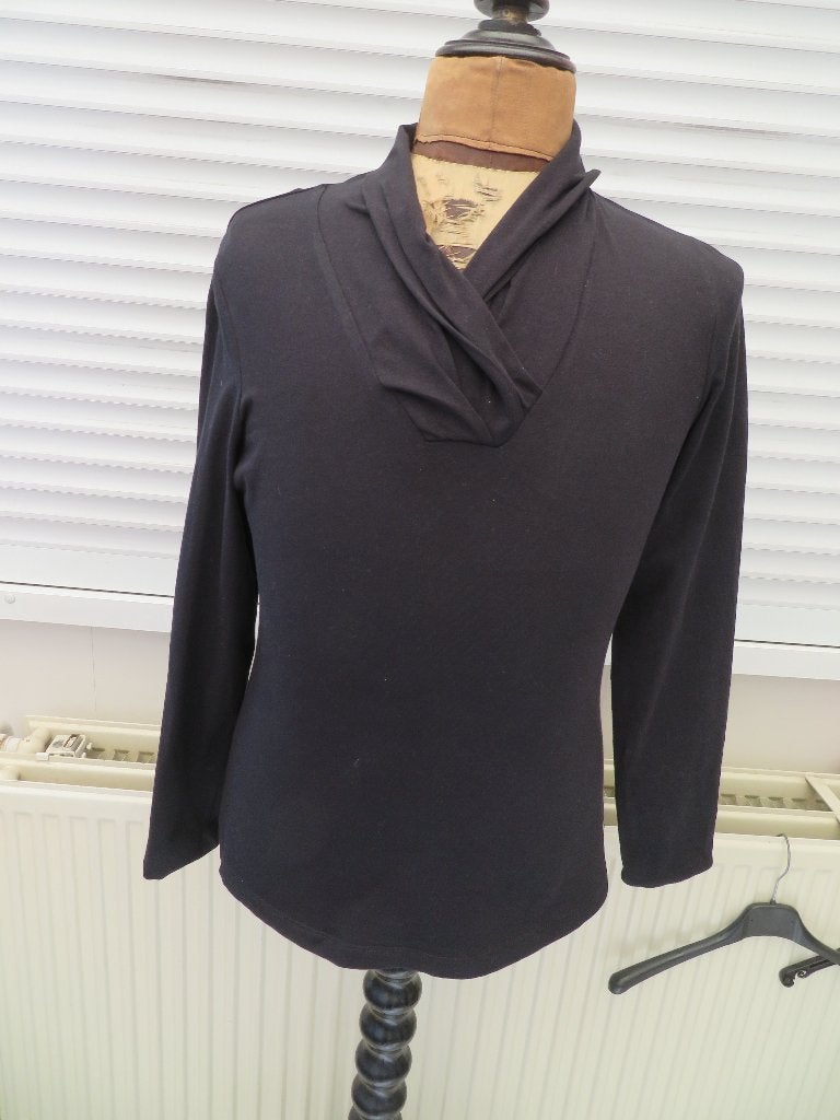 Dames blouse T-Shirt met kraag zwart Promiss Maat L Z.G.A.N., Kleding | Dames, Promiss, Zwart, Maat 42/44 (L), Ophalen of Verzenden