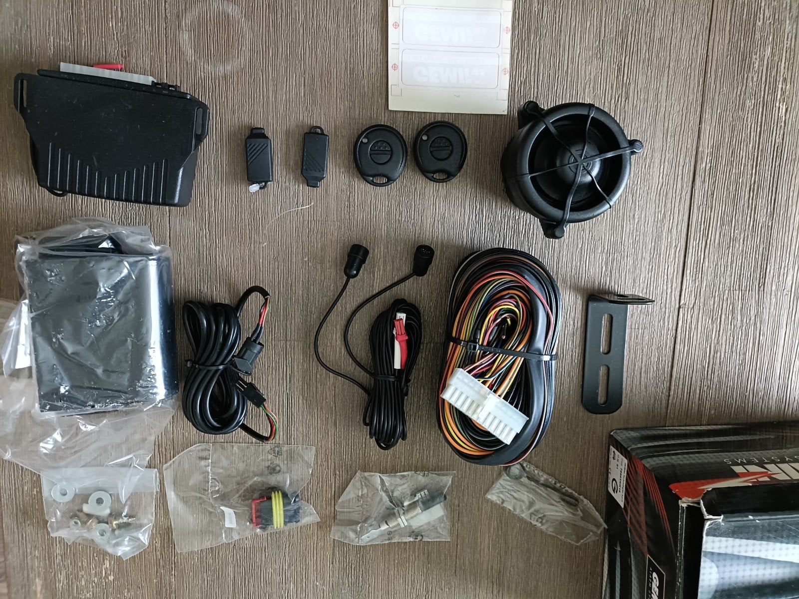 Gemini GE7590 SCM auto alarm, Ophalen of Verzenden