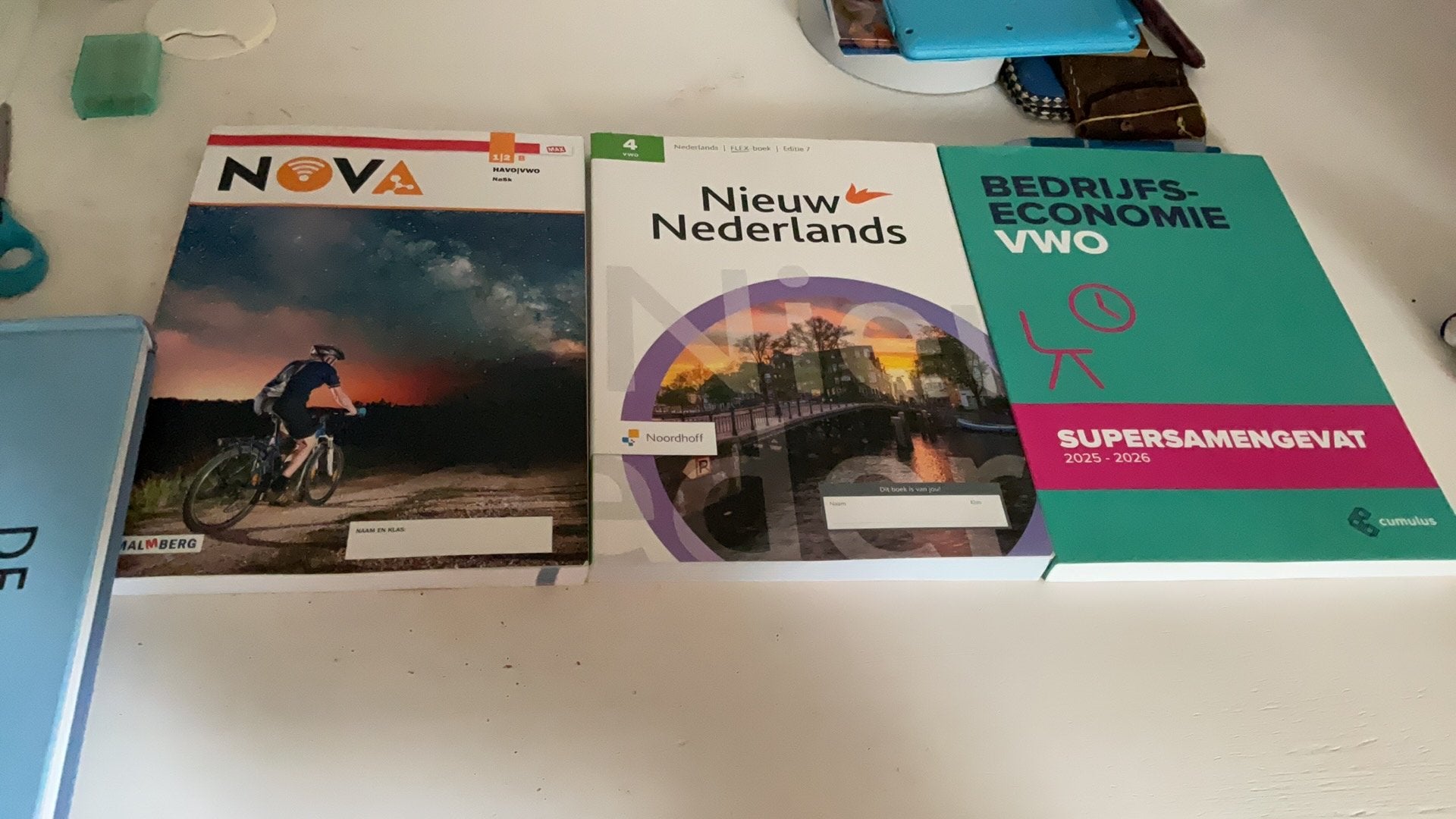 Gratis verscheidene schoolboeken. Vwo 2, vwo 4 en vwo 6, Ophalen, Zo goed als nieuw, VWO