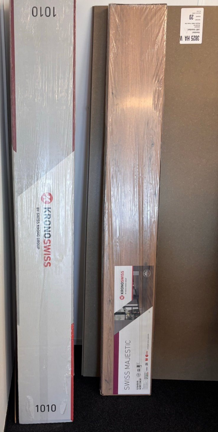 7 pakken laminaat Lucerne 12,5 m2, ondervloer en 2 platen, Ophalen, 50 tot 150 cm, Zo goed als nieuw, 10 m² of meer
