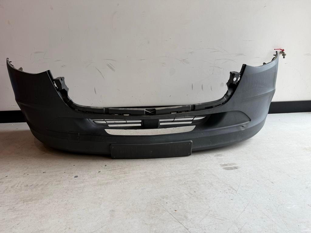 Voorbumper orgineel mercedes sprinter W907, Ophalen, Gebruikt, Achter, Bumper