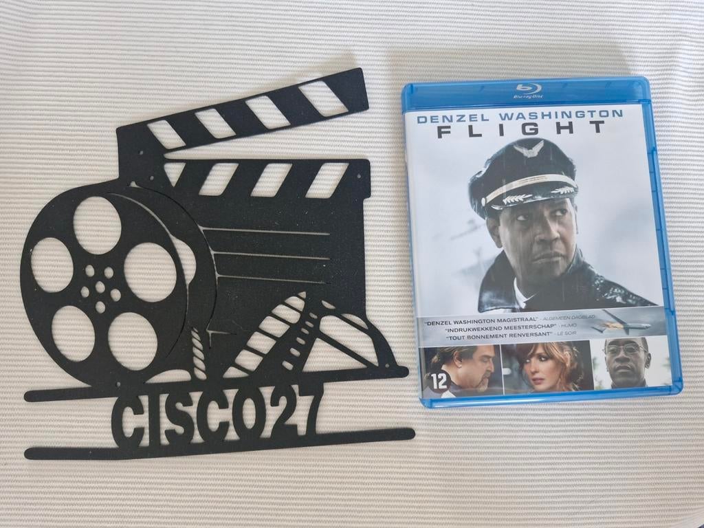 Flight, Ophalen of Verzenden, Zo goed als nieuw, Thrillers en Misdaad