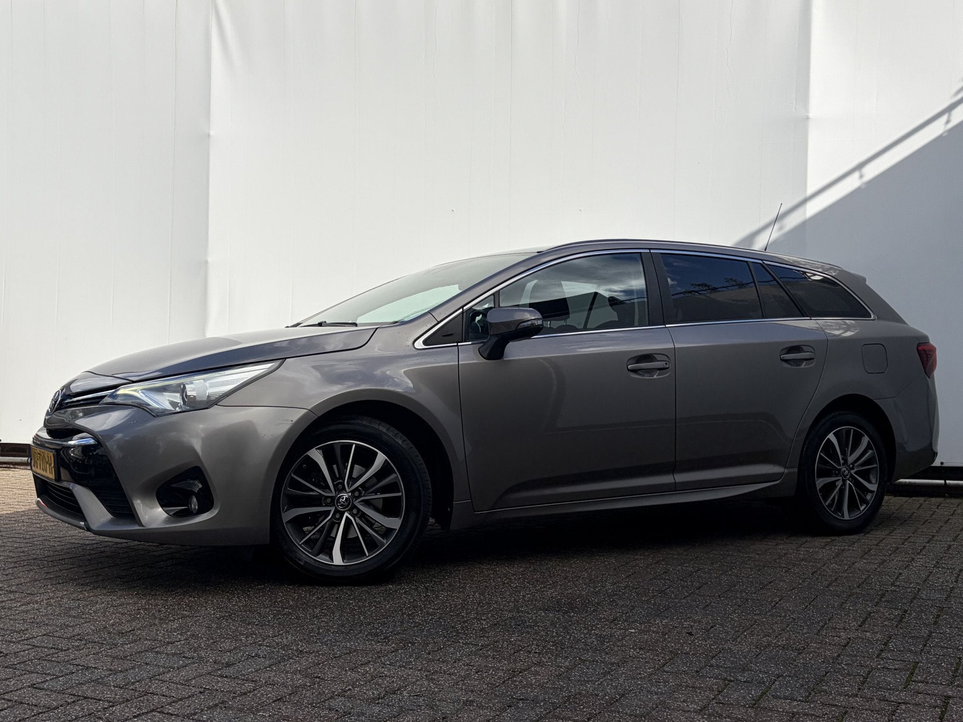 Foto 31 van Toyota Avensis Touring Sports 1.8 VVT-i Lease Pro Automaat T