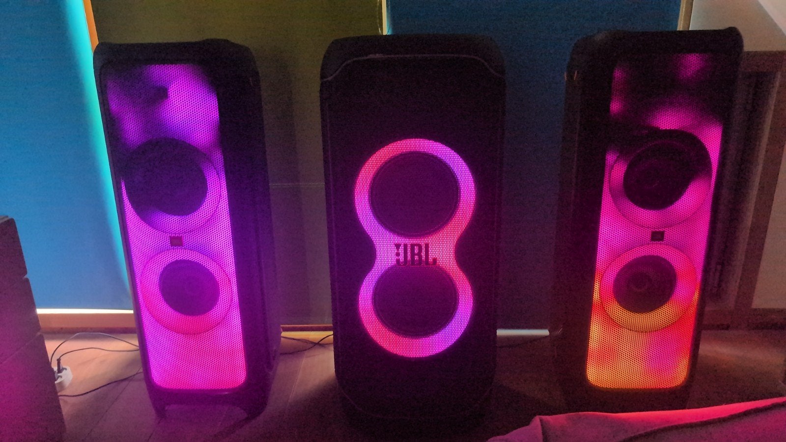 Jbl mega speakerset, 1 partybox ultimate, 2 partybox 1000, Ophalen, Zo goed als nieuw, JBL