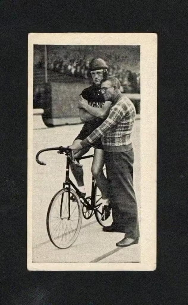 Sportplaatje Cor Wals Zesdaagserenner Wielrenner Oostfront., Verzamelen, Ophalen of Verzenden, Zo goed als nieuw