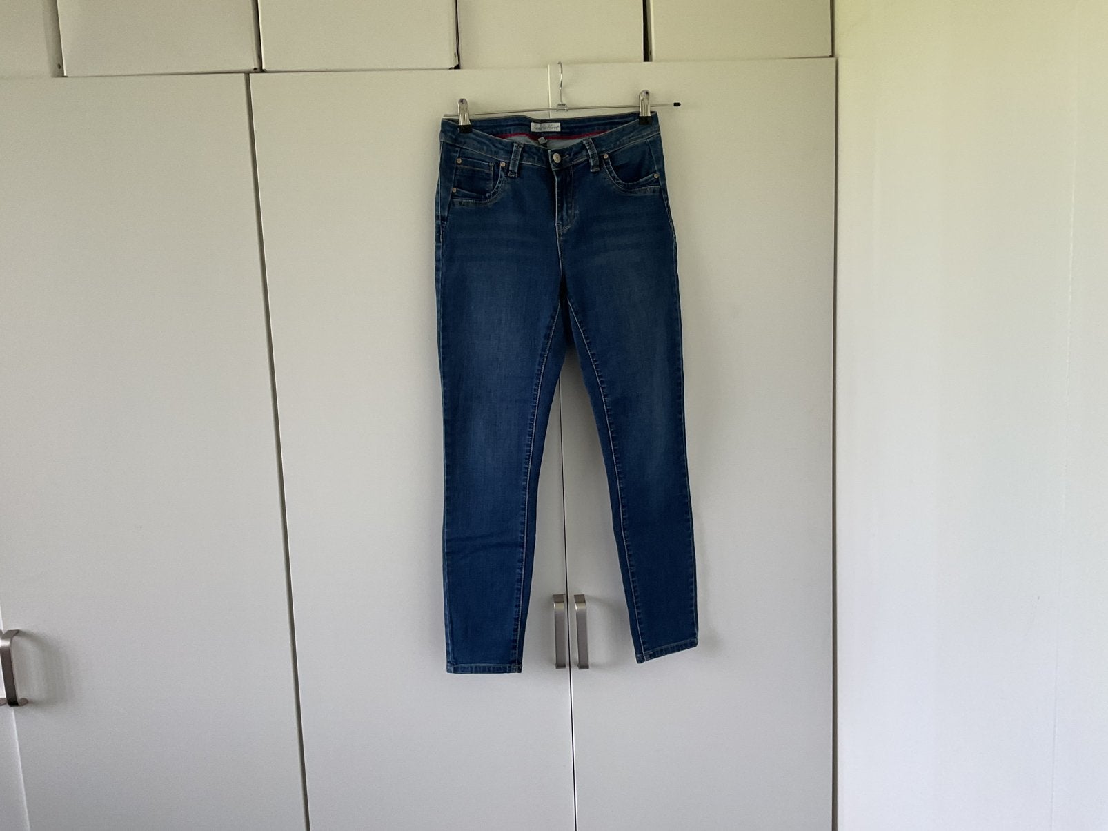 Mooie jeans van Red Button, Ophalen of Verzenden, Zo goed als nieuw, Blauw, W30 - W32 (confectie 38/40)
