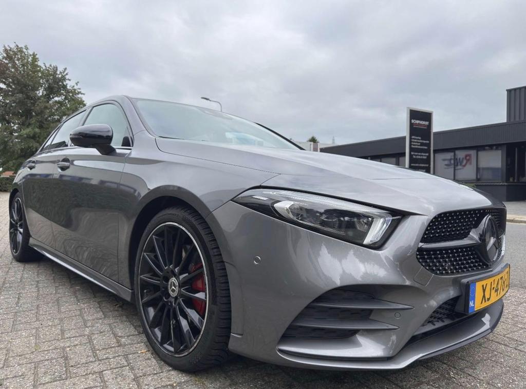 Mercedes-Benz A-Klasse A 220 190pk 7G-DCT 2019 Grijs, Auto's, Mercedes-Benz, Particulier, 1600 kg, Zilver of Grijs, 725 kg