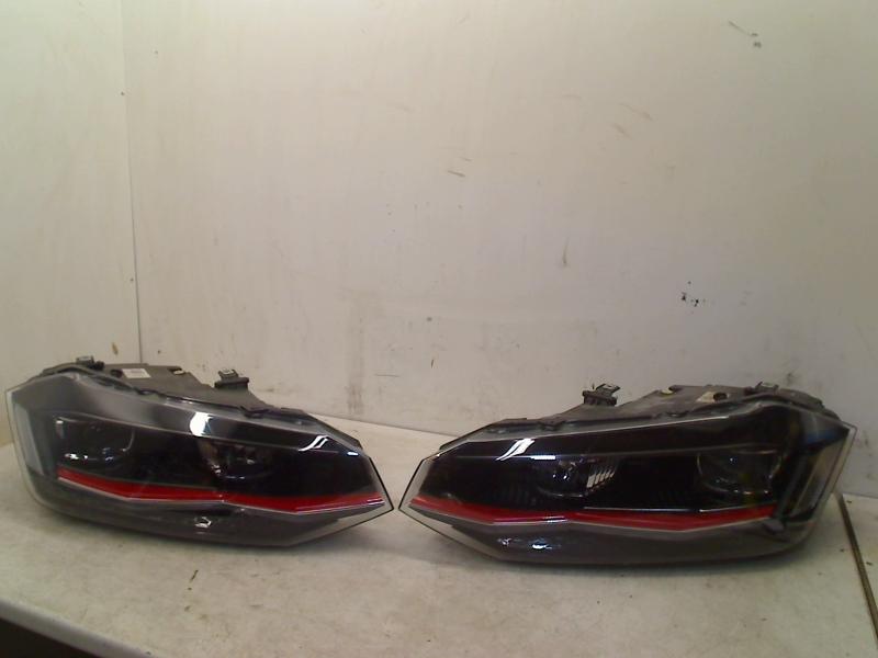 Koplampen Set GTI Volkswagen Polo VI (AW1) 2020 2G1941773A, Gebruikt, Volkswagen, Volkswagen AG, Kundenbetreuung@volkswagen.de