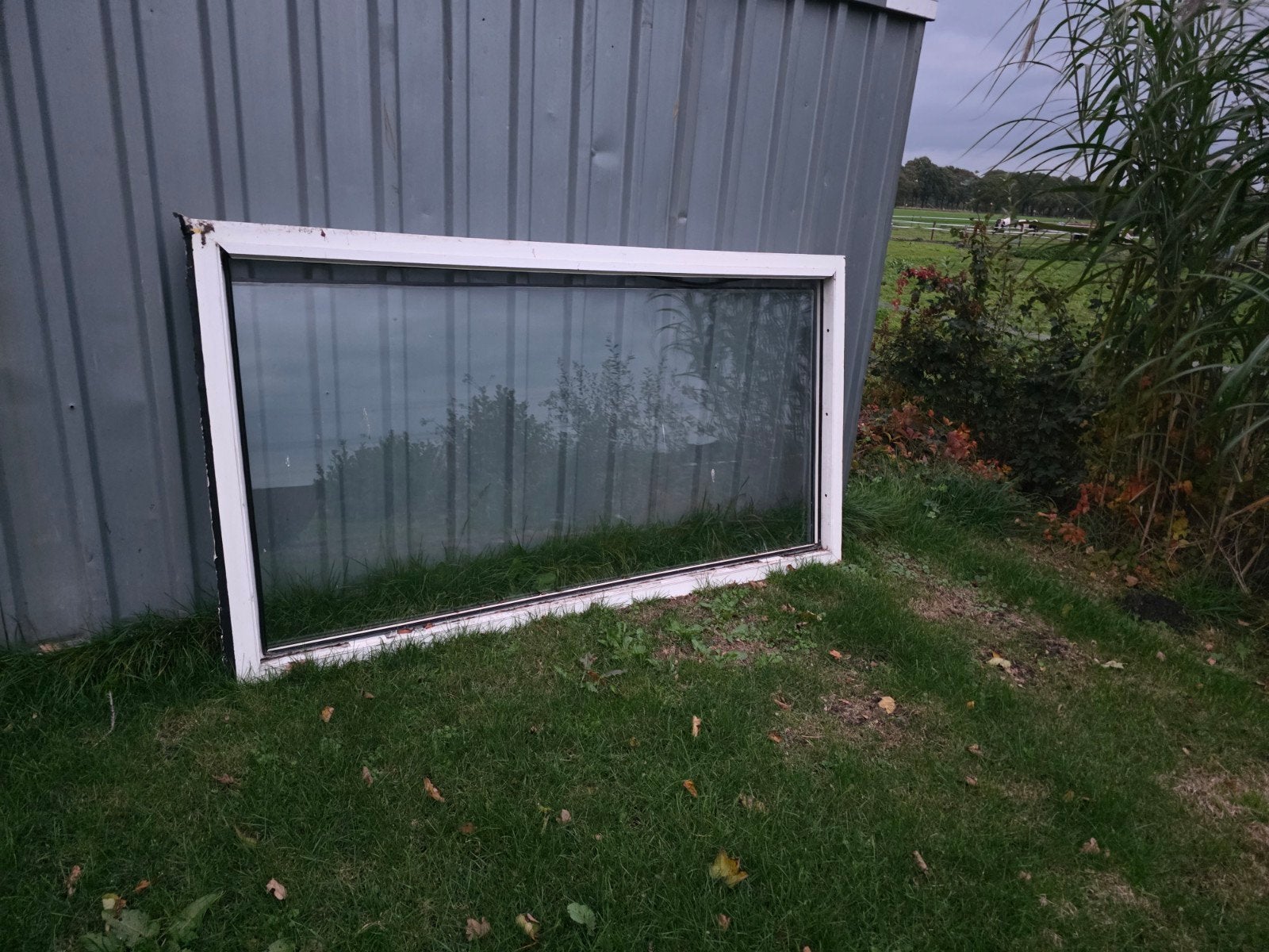 Kunststof raam met dubbelglas - 223x123 cm, Ophalen, Gevelraam of Ruit, Gebruikt, 120 tot 160 cm