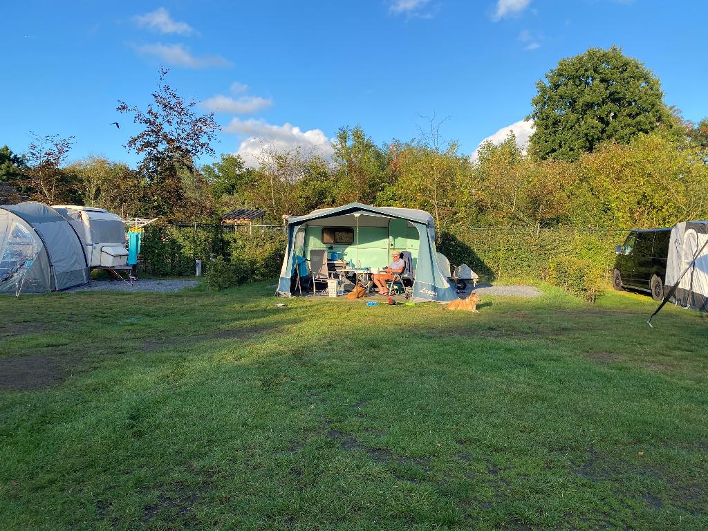 Retro caravan, T.E.C., Rondzit, Omvormbare zithoek, Tot en met 3