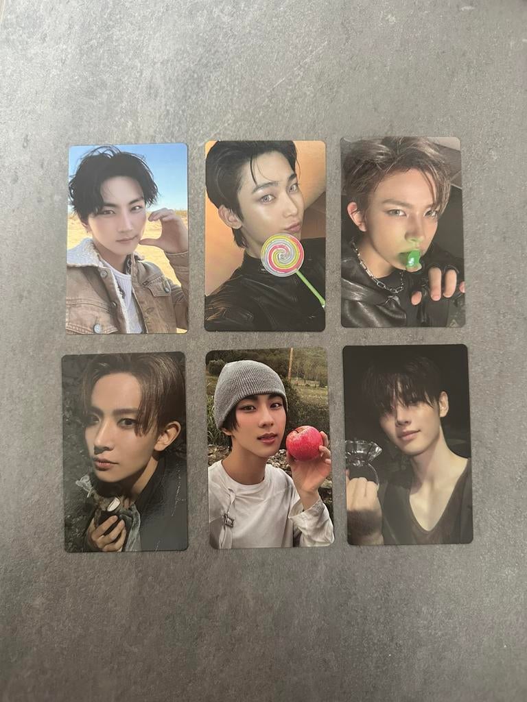 Kpop enhypen photocards, Ophalen of Verzenden, Zo goed als nieuw, Foto of Kaart
