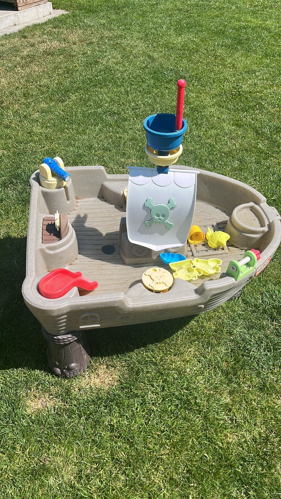 Water tafel little tikes, Kinderen en Baby's, Speelgoed | Buiten | Los speelgoed, Ophalen, Gebruikt