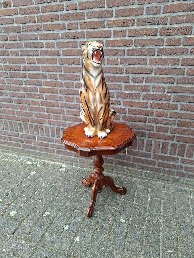 Groot porseleinen tijger beeld, Verzamelen, Beelden en Beeldjes, Ophalen of Verzenden, Zo goed als nieuw, Dier