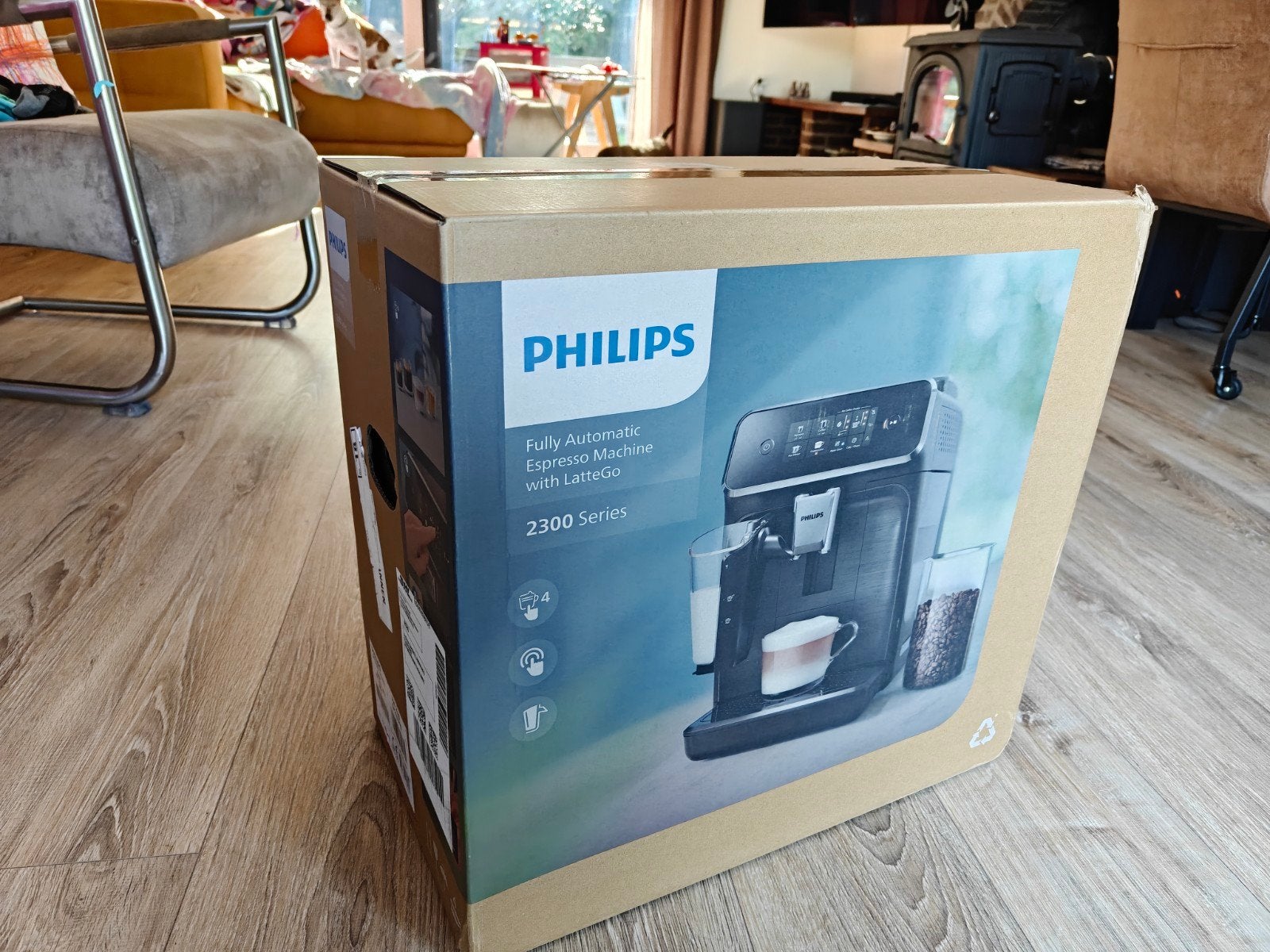 NIEUW PHILIPS Series 2300 LatteGo Volautomatisch, Witgoed en Apparatuur, Afneembaar waterreservoir, 4 tot 10 kopjes, Koffiemachine