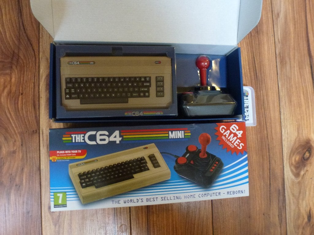 C64 mini met doos, Computers en Software, Vintage Computers, Ophalen of Verzenden, Commodore C 64