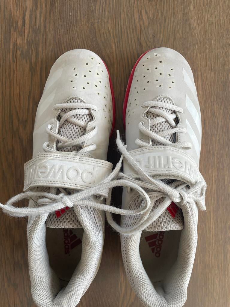 Adidas Powerlift schoenen - Maat 44, Ophalen of Verzenden, Gebruikt, Overige typen