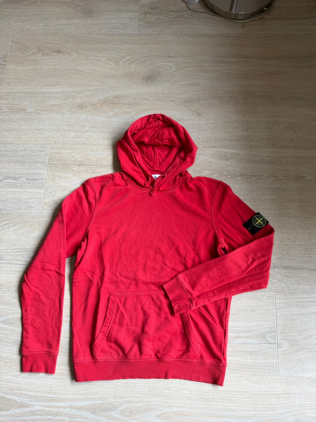 Stone Island hoodie rood - Valt als maat M, Kleding | Heren, Truien en Vesten, Ophalen of Verzenden, Zo goed als nieuw, Maat 48/50 (M)