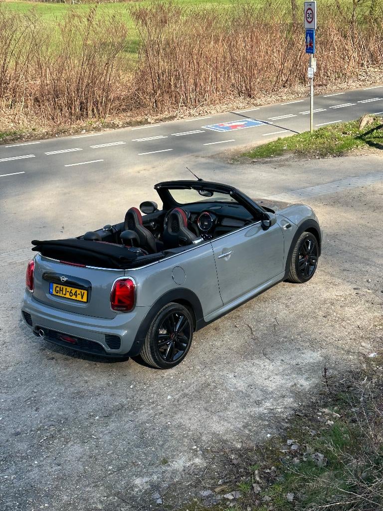 Mini Cabrio 1.5 136pk . 2019 Grijs , JWC uitvoering, Auto's, Mini, Particulier, Cabrio, ABS, Adaptieve lichten, Airbags, Automatische klimaatregeling