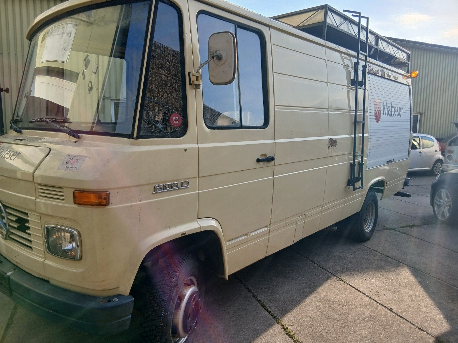 Mercedes 608 1978 diesel lage km kenteken mog, foto 11