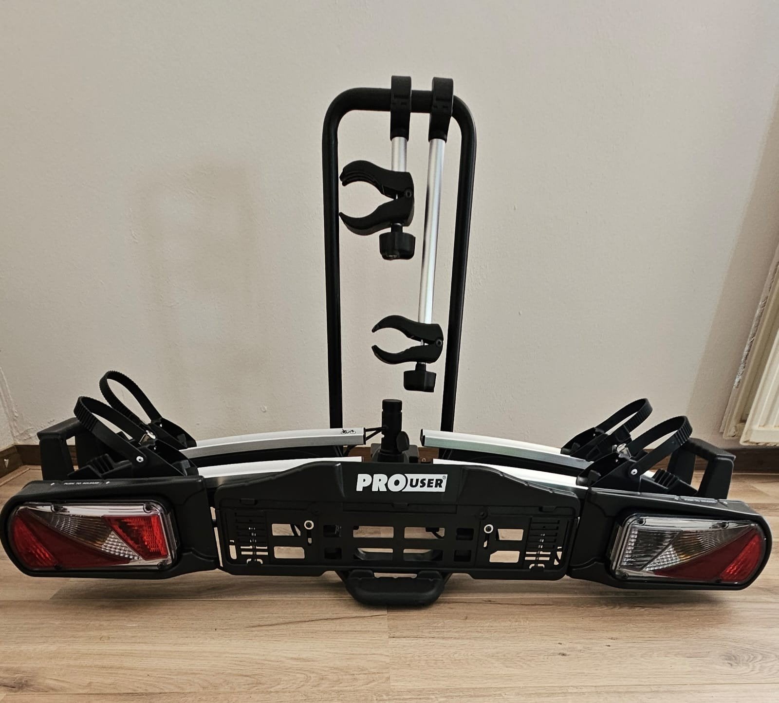 Pro User fietsendrager 2023 - ZGAN - voor 2 e-bikes, Elektrische fiets, Ophalen of Verzenden, Zo goed als nieuw, 2 fietsen