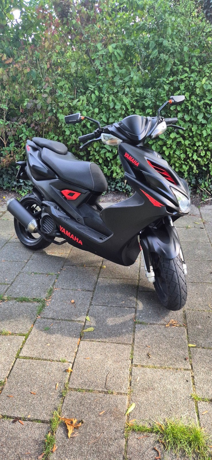yamaha aerox, Ophalen, Aerox, Zo goed als nieuw, Benzine