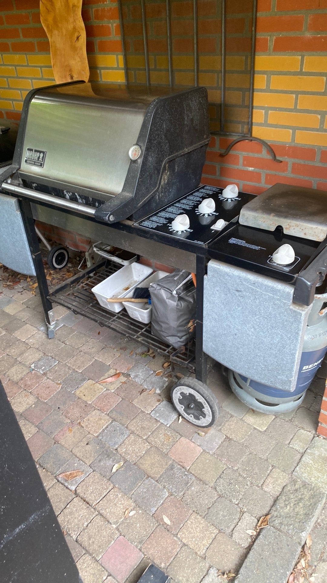 Weber genesis Gold, Ophalen, Gebruikt