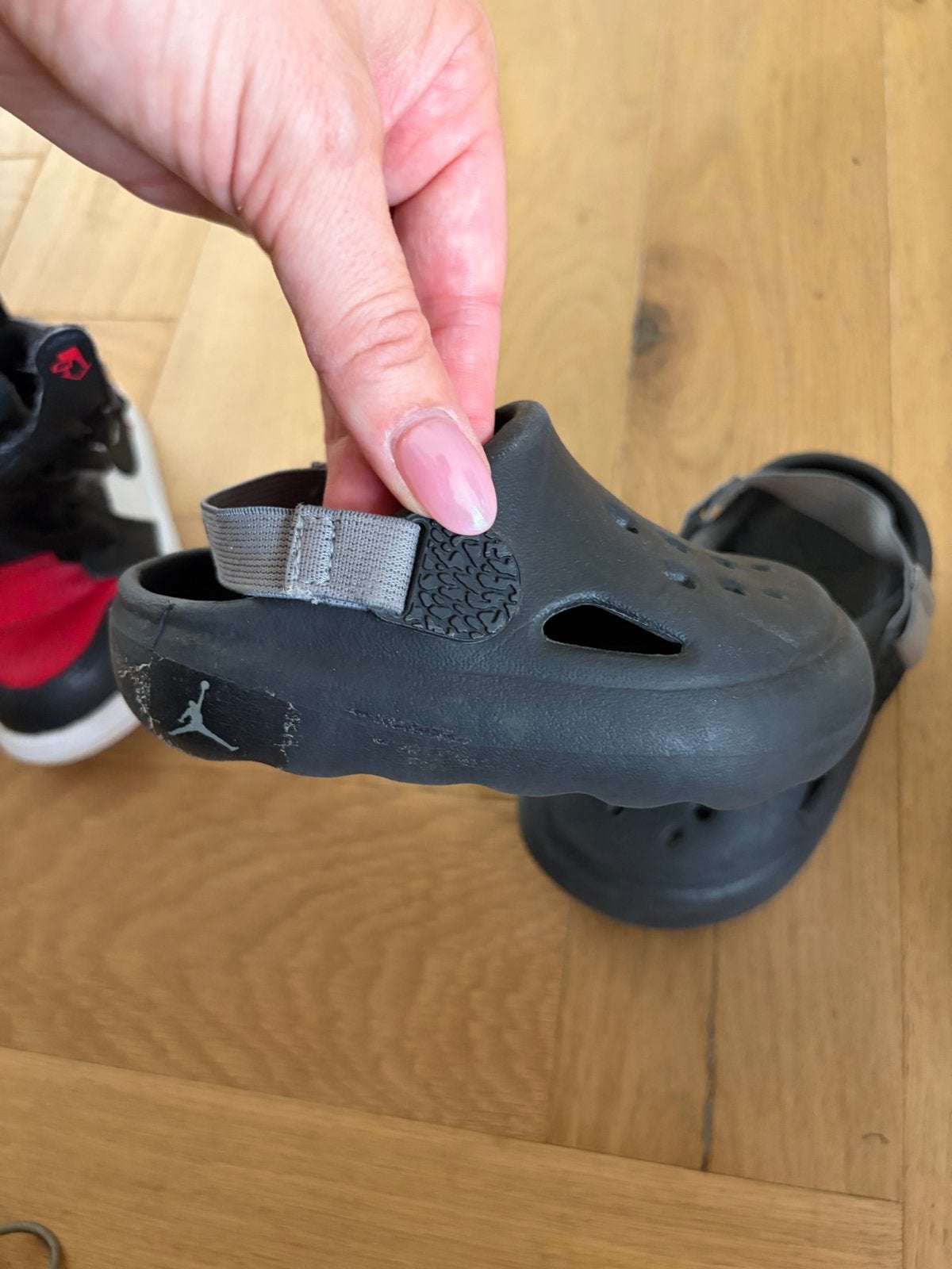 Jordan Crocs - Maat 22 - Weinig gedragen, Ophalen of Verzenden, Gebruikt, Jongen of Meisje, Schoenen