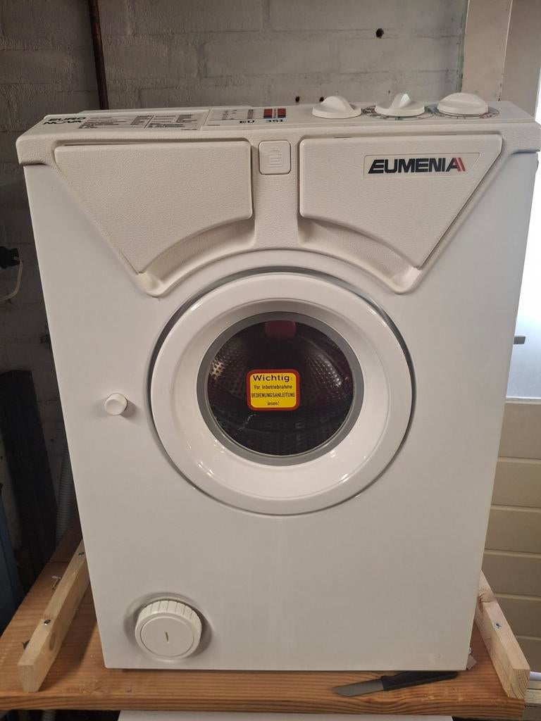 Mini wasmachine nog geen tien keer gebruikt., Witgoed en Apparatuur, Wasmachines, Ophalen, Minder dan 1200 toeren, Minder dan 85 cm