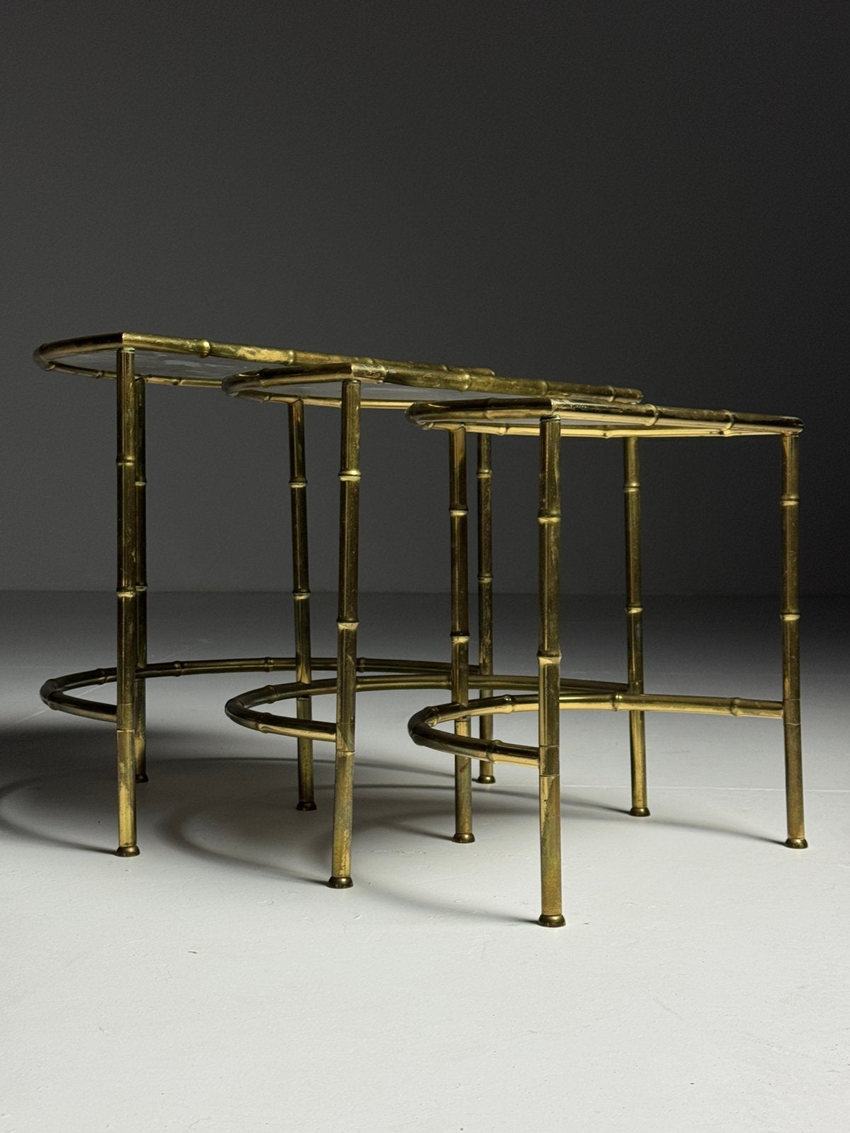 Faux bamboo nesting tafels vintage, Ophalen